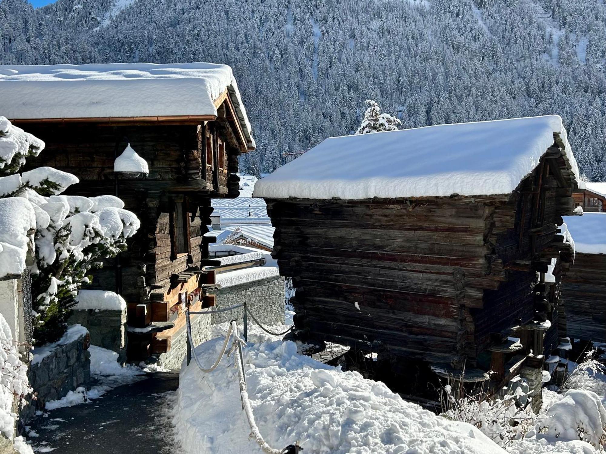 Chalet Coral Und Zermatter Stadel Exterior foto